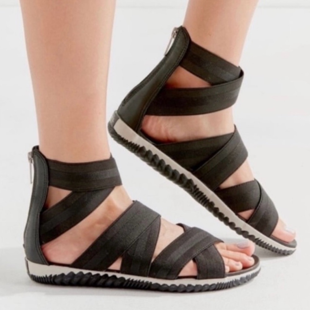 Sorel Black Strappy Sandals